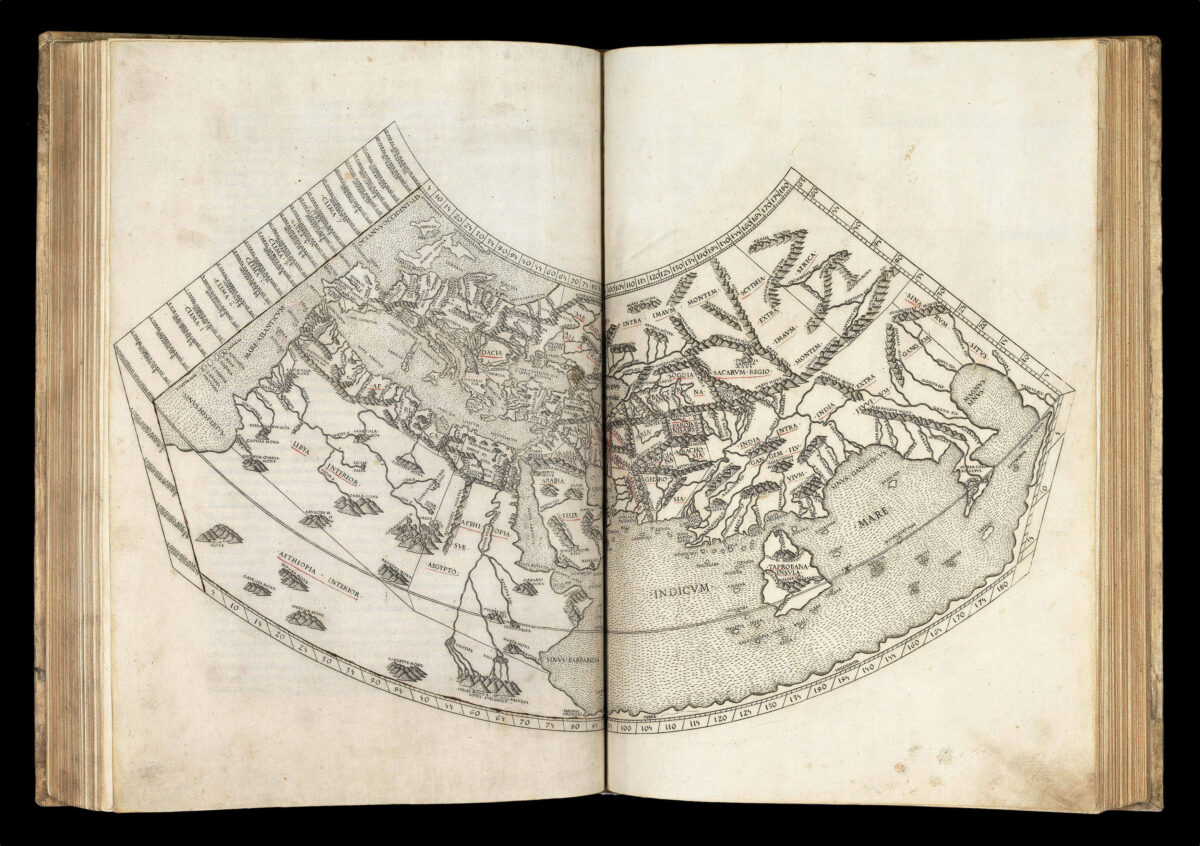 PTOLEMAEUS, Claudius In hoc Operae haec continétur Geographia Cl. Ptholemaei a plurimis uiris utriusqß. linguae doctiss. emendata:& cum Archetypo graeco ab ipsis collata...