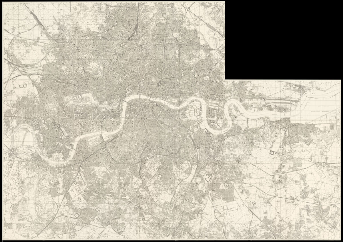 LONDON COUNTY COUNCIL Municipal Map of London.
