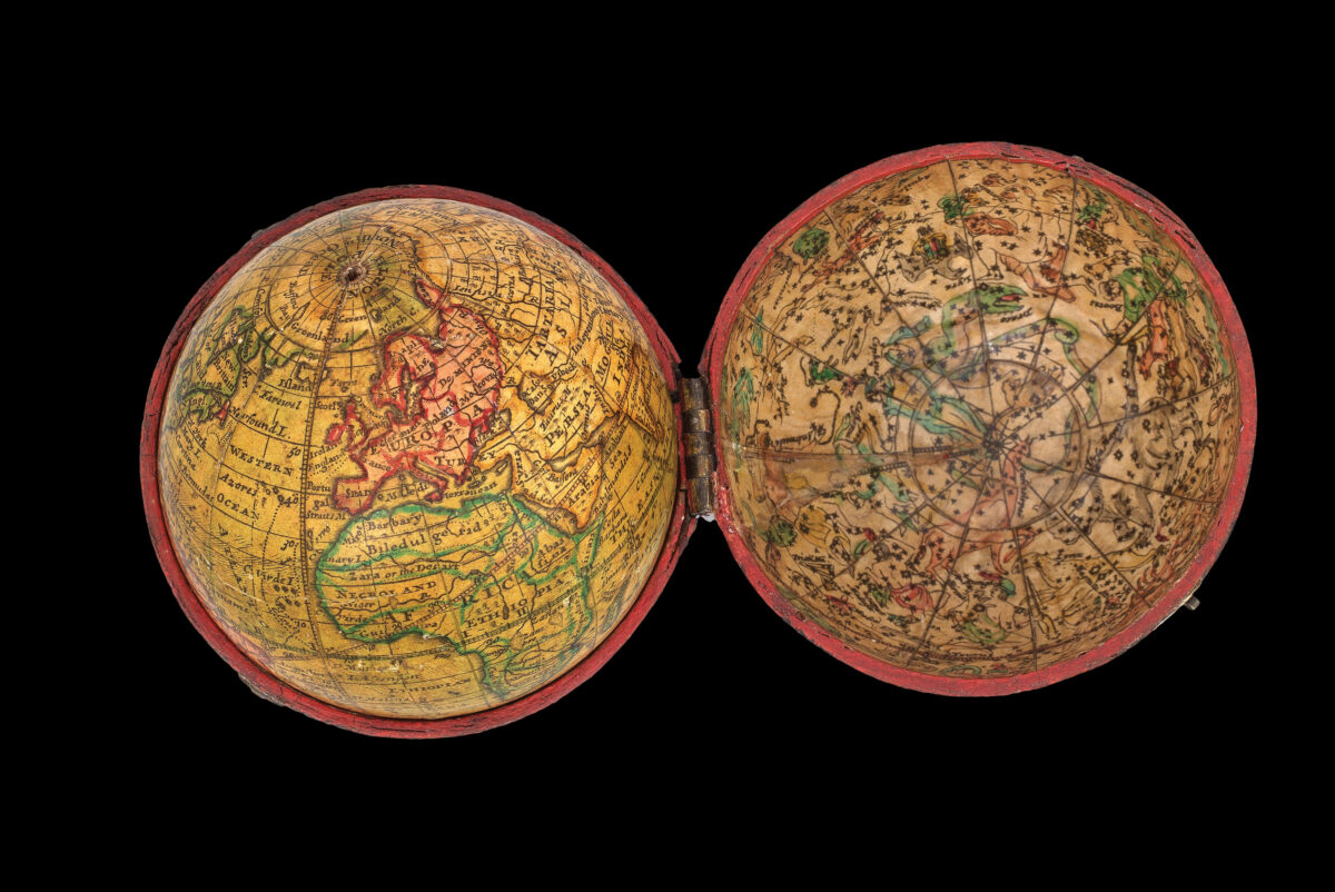 [ANONYMOUS after MOLL, Herman]. A Correct Globe with the new Discoveries. [and] A Correct Globe with ye New Constelations of Dr. Halley &c.