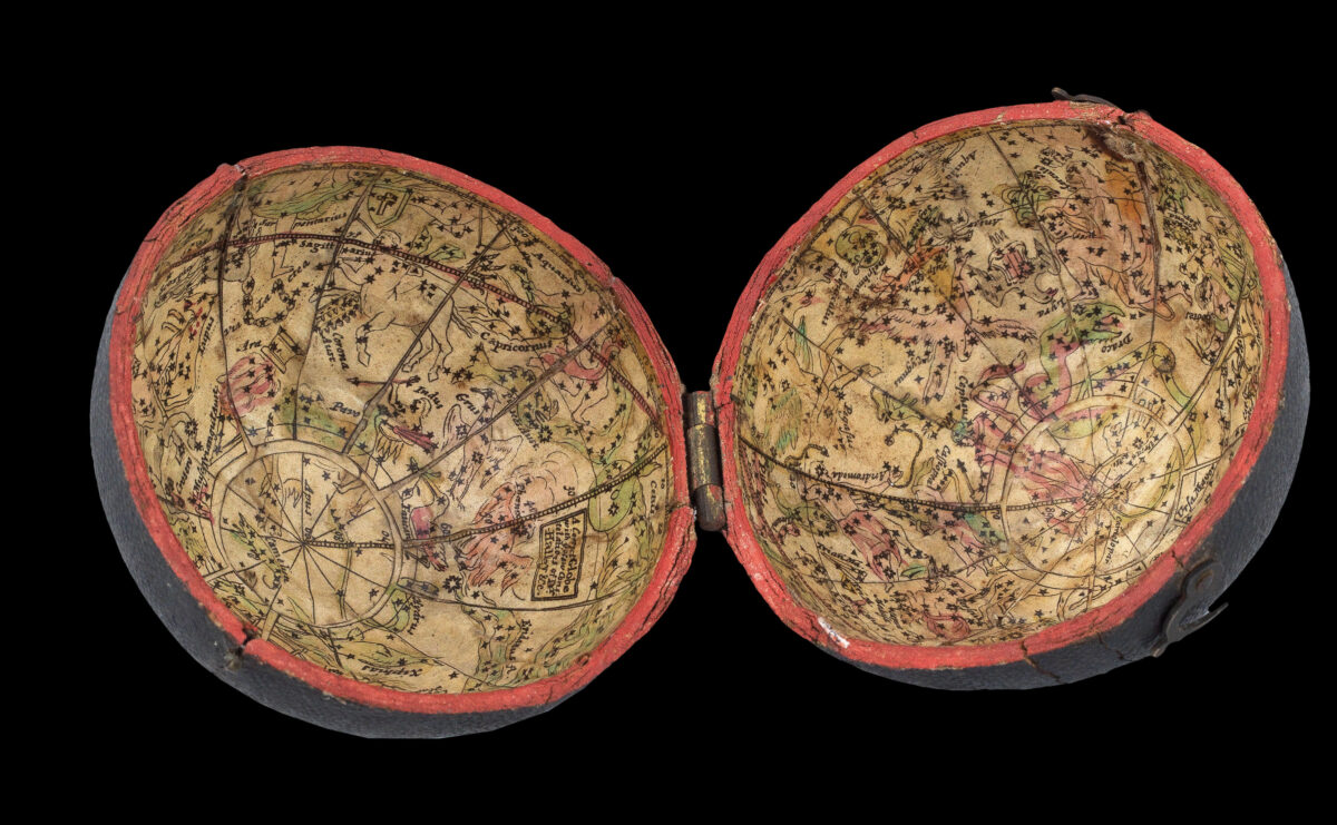 [ANONYMOUS after MOLL, Herman]. A Correct Globe with the new Discoveries. [and] A Correct Globe with ye New Constelations of Dr. Halley &c.